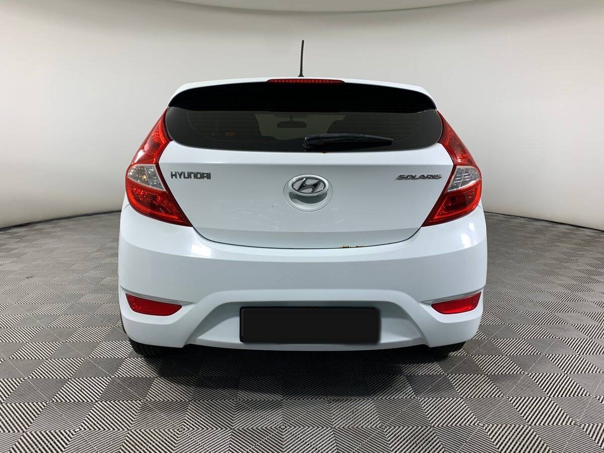 Купить Hyundai Solaris с пробегом. Фото: #5