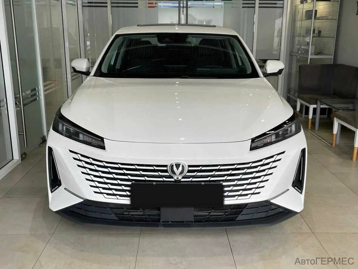 Купить Changan Lamore с пробегом. Фото: #1