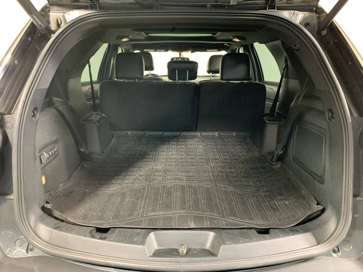 Купить Ford Explorer с пробегом. Фото: #20