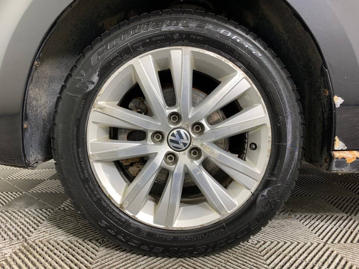 Купить Volkswagen Polo с пробегом. Фото: #5