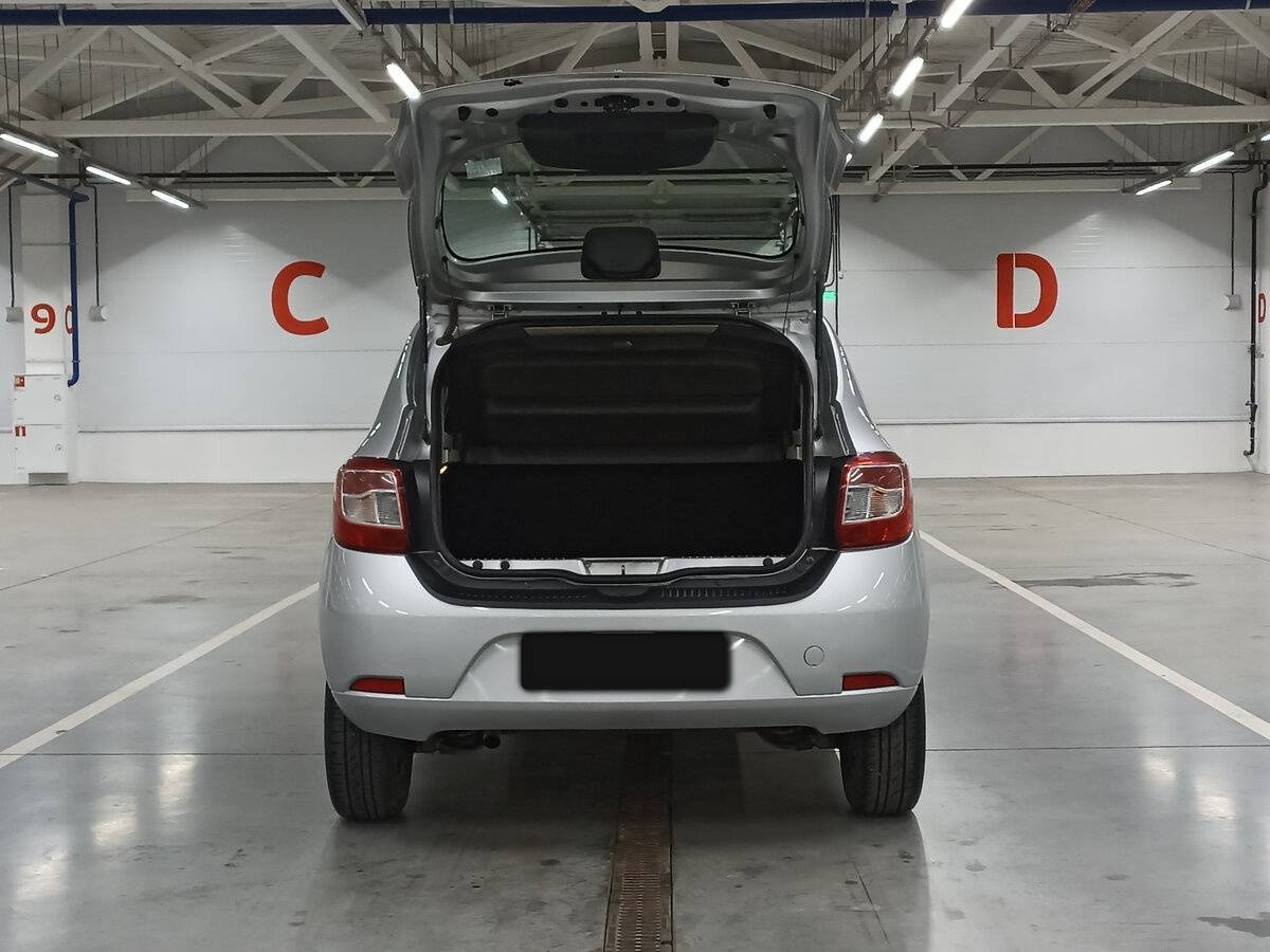 Купить Renault Sandero с пробегом. Фото: #9