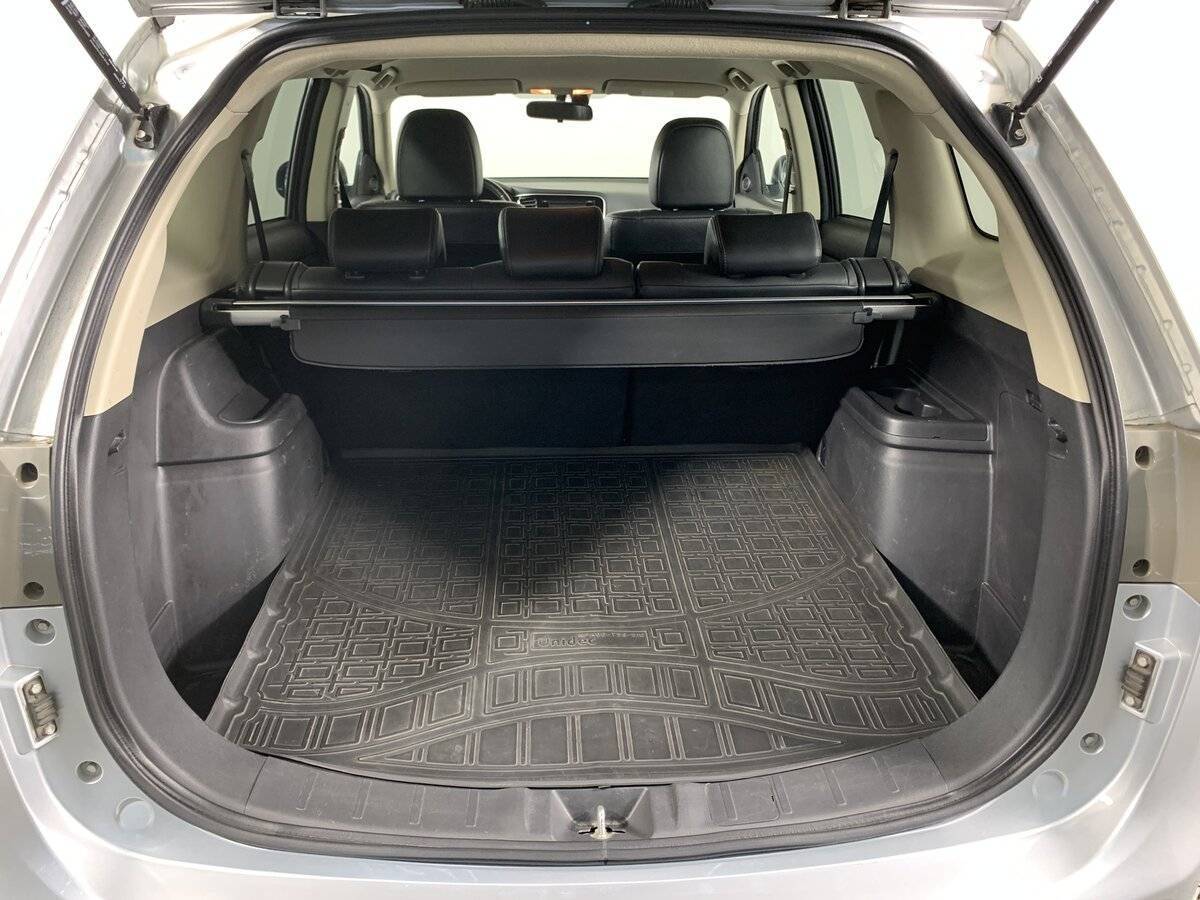 Купить Mitsubishi Outlander с пробегом. Фото: #18