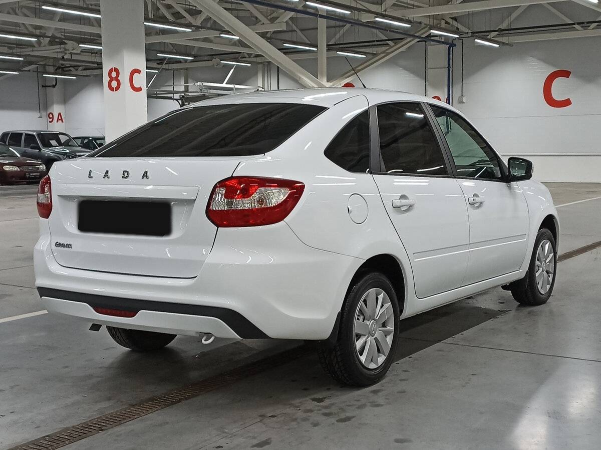 Купить Lada (ВАЗ) Granta с пробегом. Фото: #4