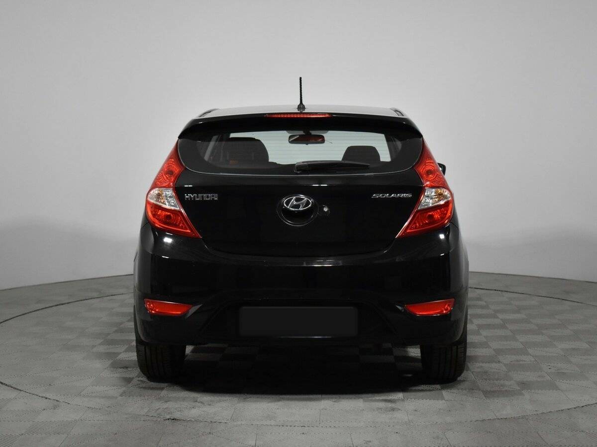 Купить Hyundai Solaris с пробегом. Фото: #5