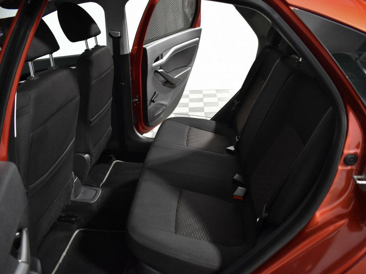 Купить Lada (ВАЗ) Vesta с пробегом. Фото: #10