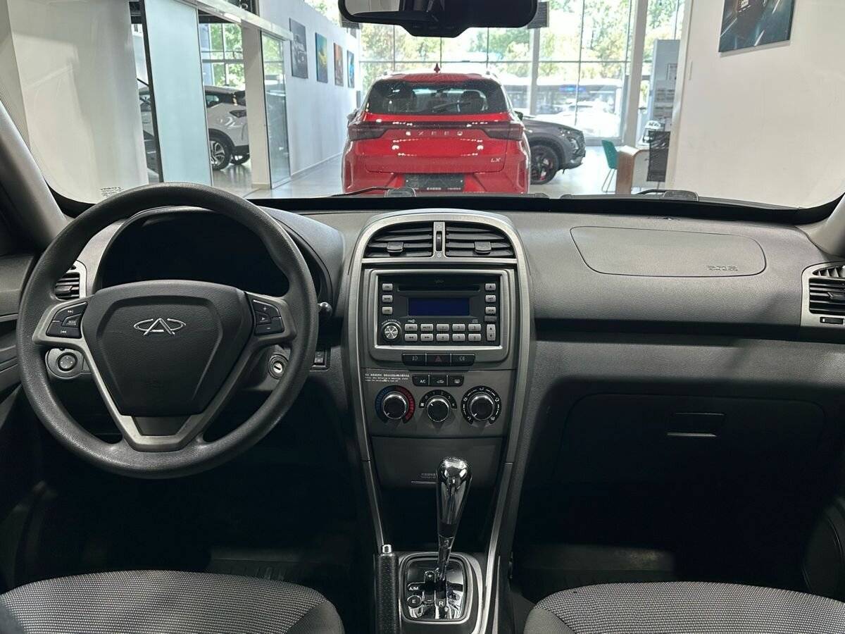 Купить Chery Tiggo (T11) с пробегом. Фото: #8