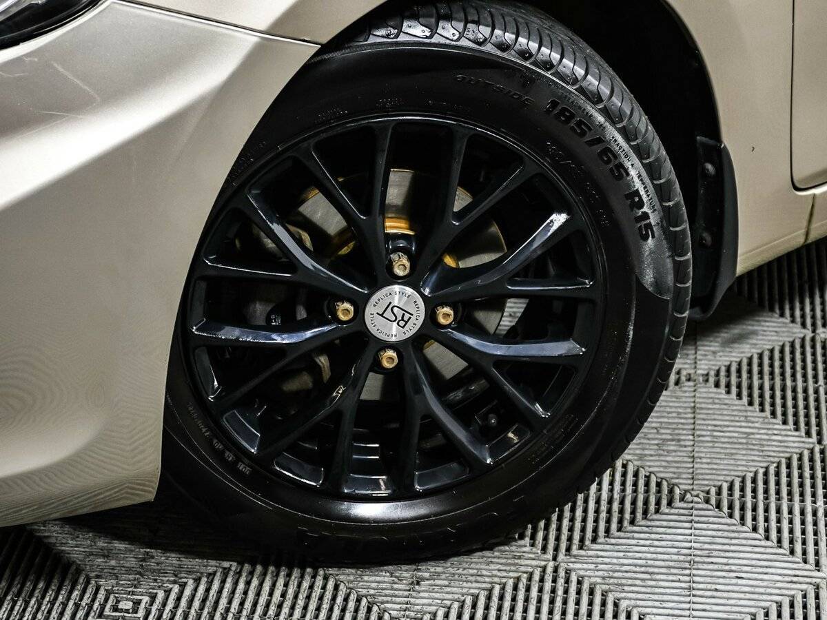 Купить Hyundai Solaris с пробегом. Фото: #13