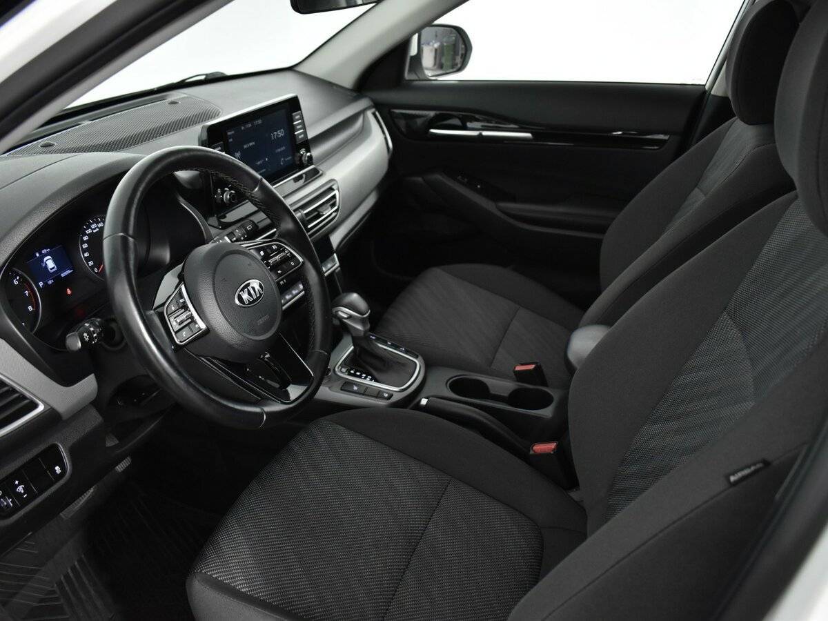 Купить Kia Seltos с пробегом. Фото: #8