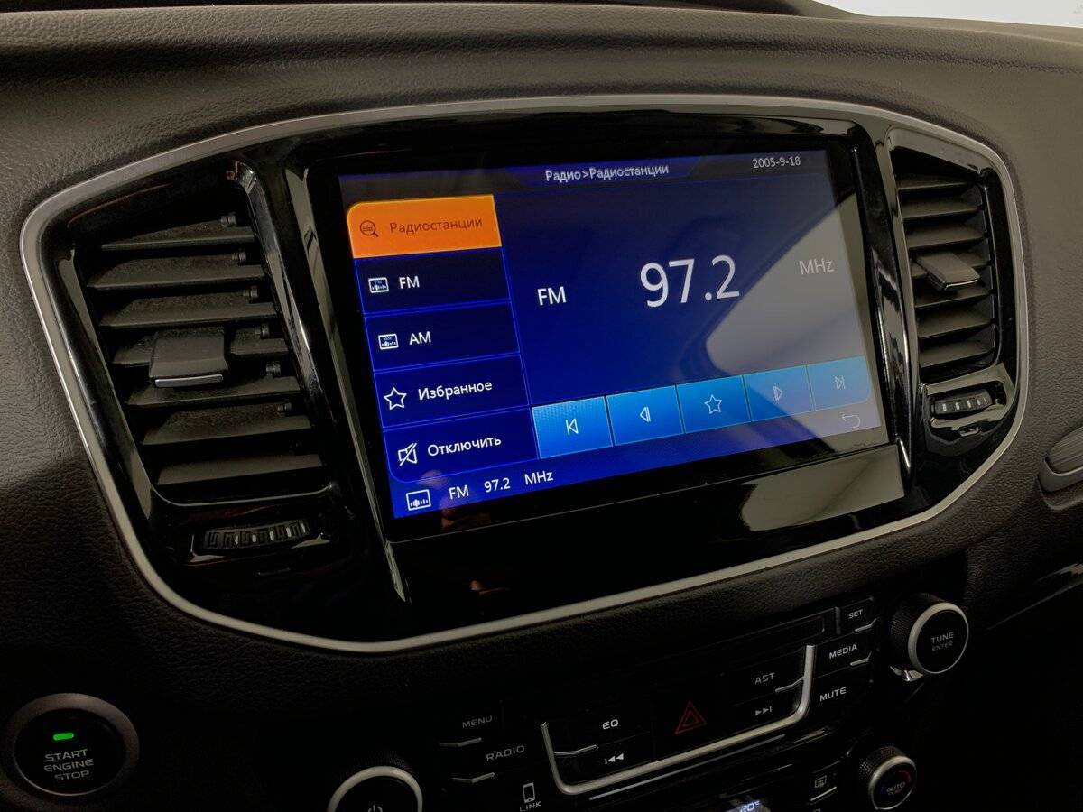 Купить Geely Emgrand X7 с пробегом. Фото: #14