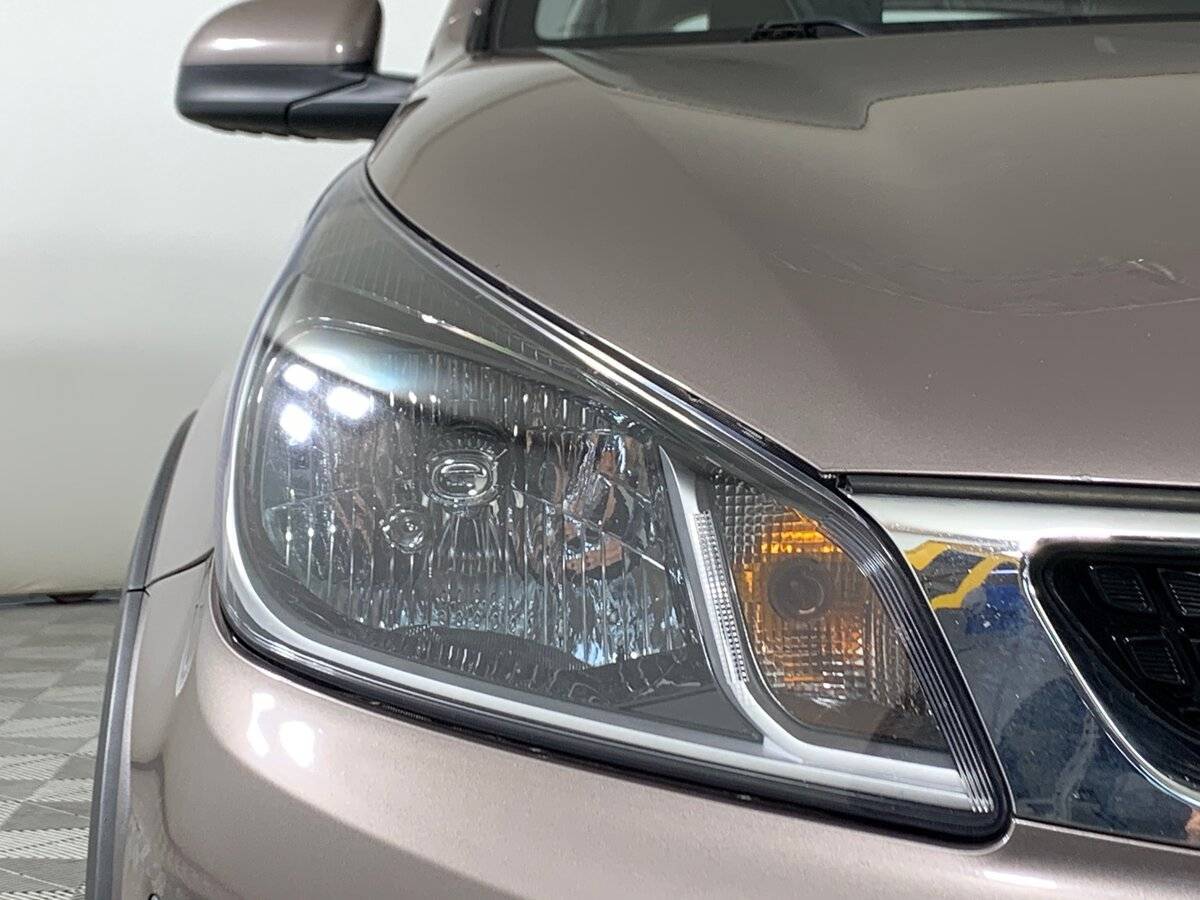 Купить Kia Rio с пробегом. Фото: #9