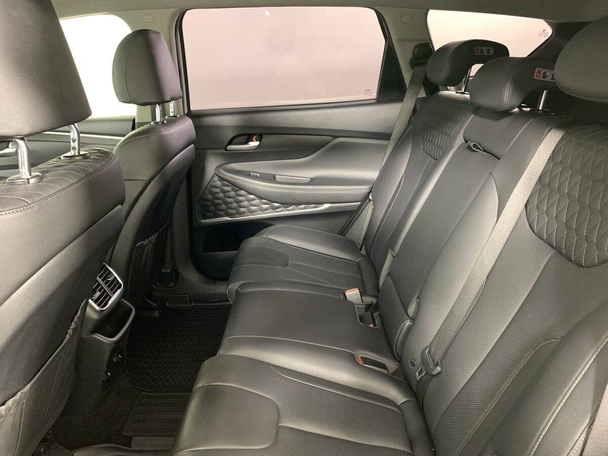 Купить Hyundai Santa Fe с пробегом. Фото: #17