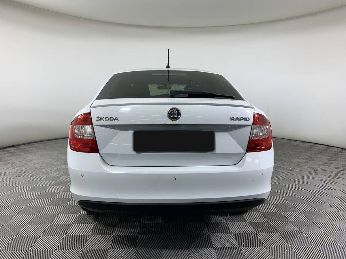 Купить Skoda Rapid с пробегом. Фото: #5