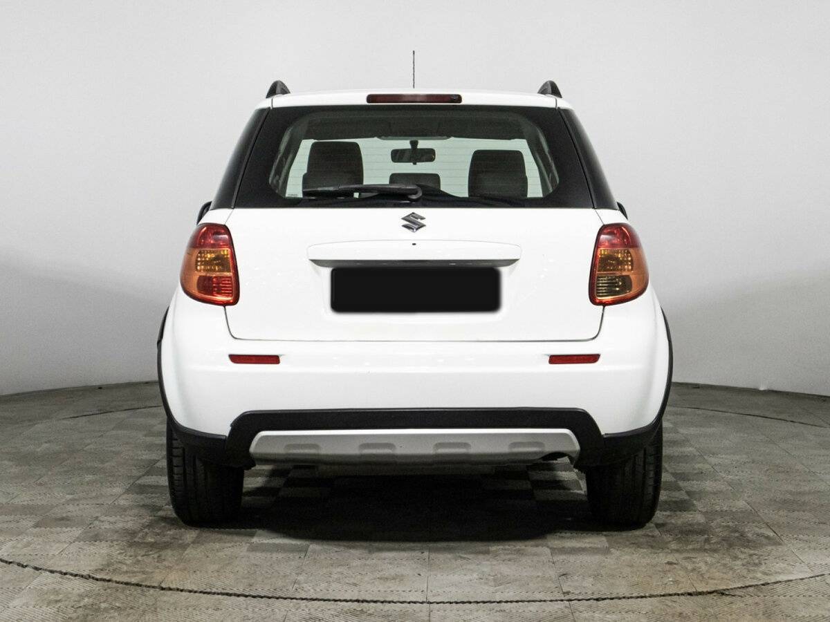 Купить Suzuki SX4 с пробегом. Фото: #3