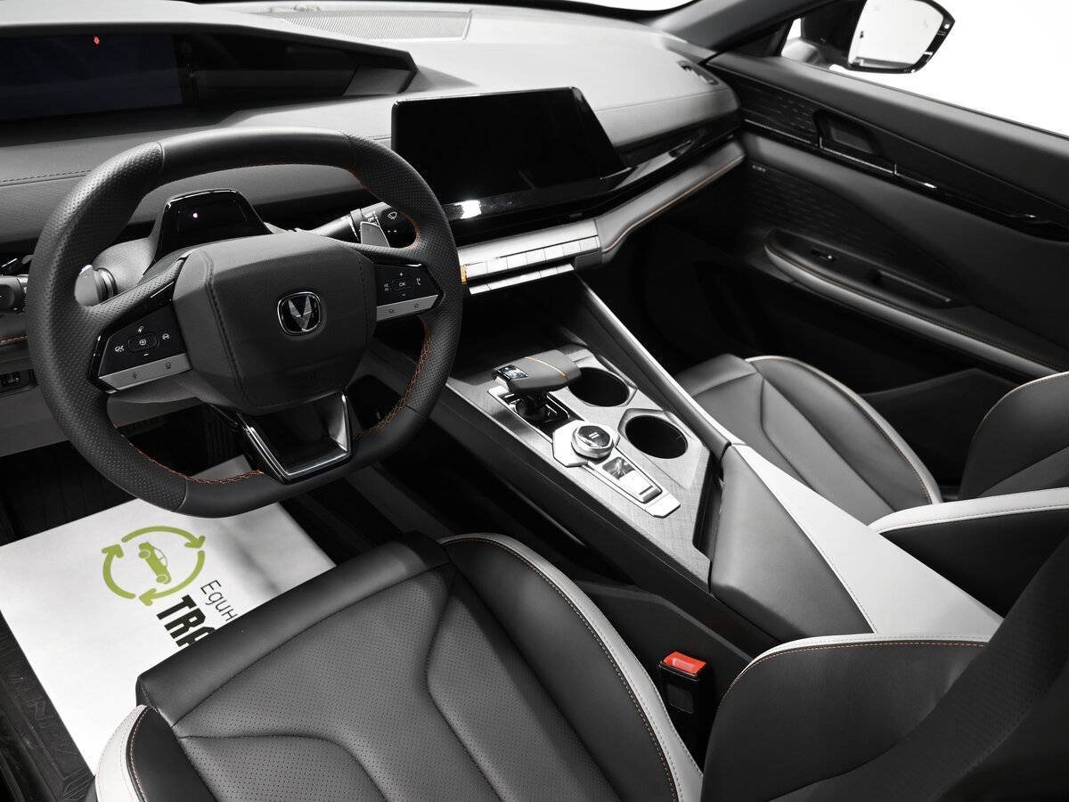 Купить Changan UNI-V с пробегом. Фото: #7