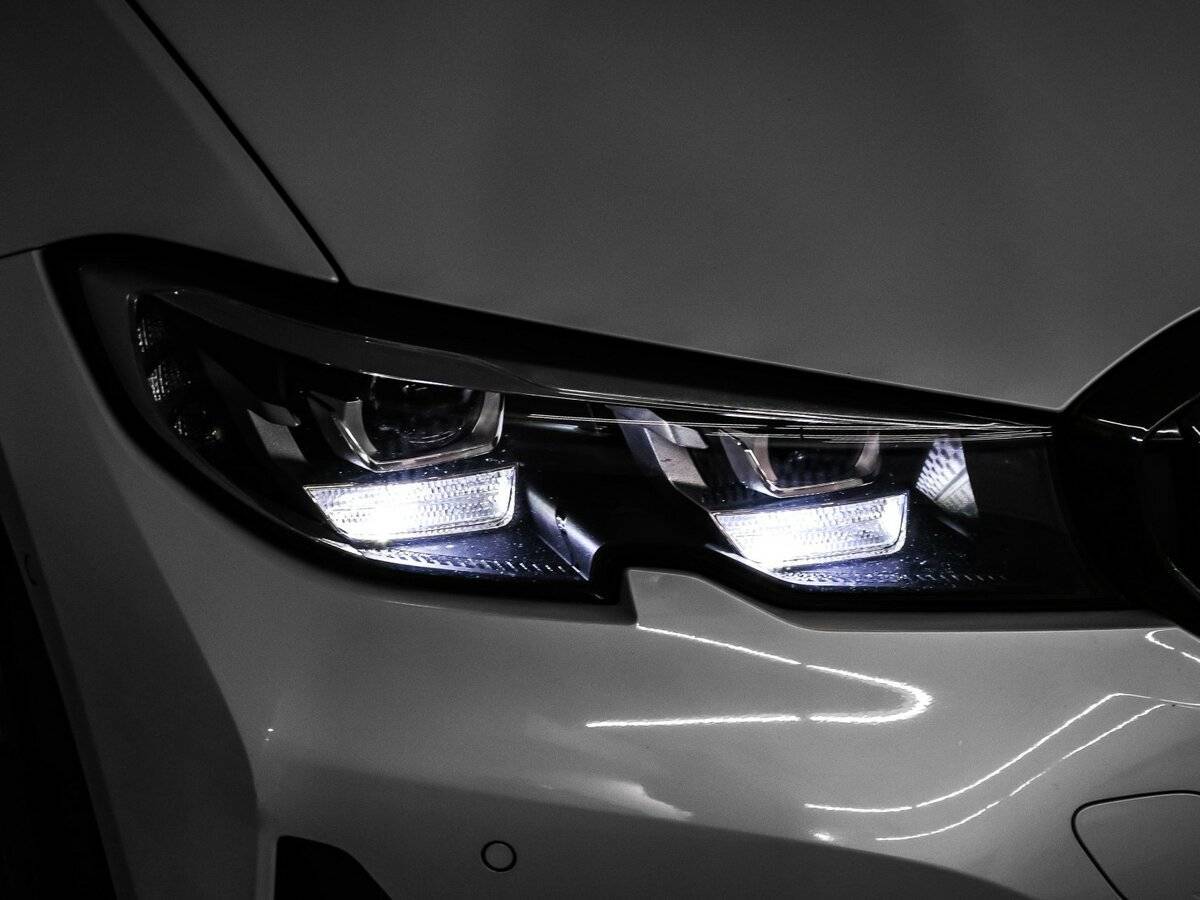 Купить BMW 3 серии с пробегом. Фото: #12