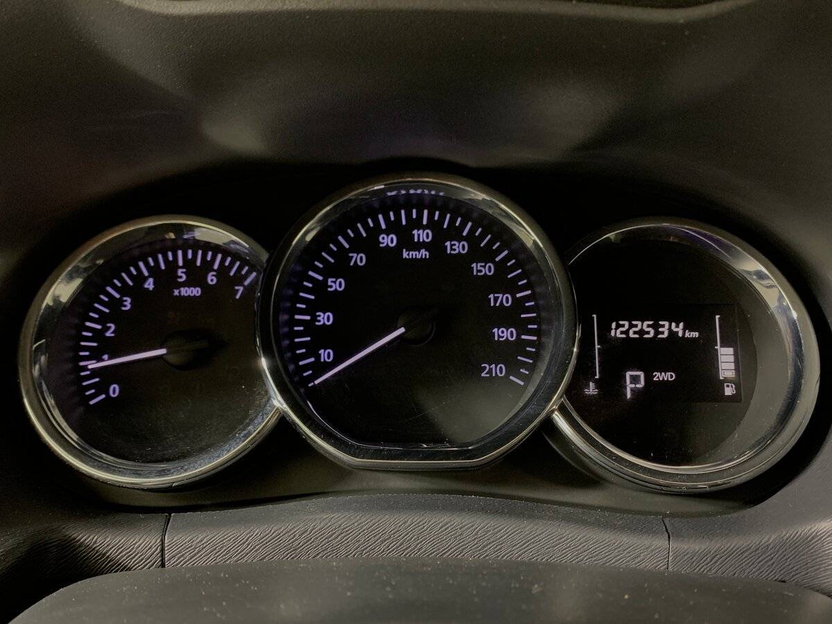 Купить Nissan Terrano с пробегом. Фото: #10