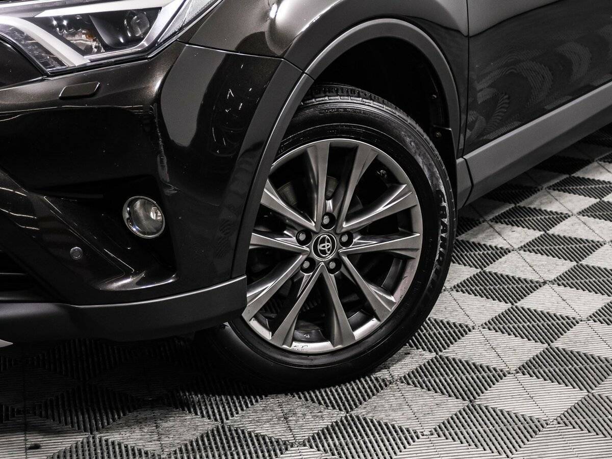 Купить Toyota RAV4 с пробегом. Фото: #10