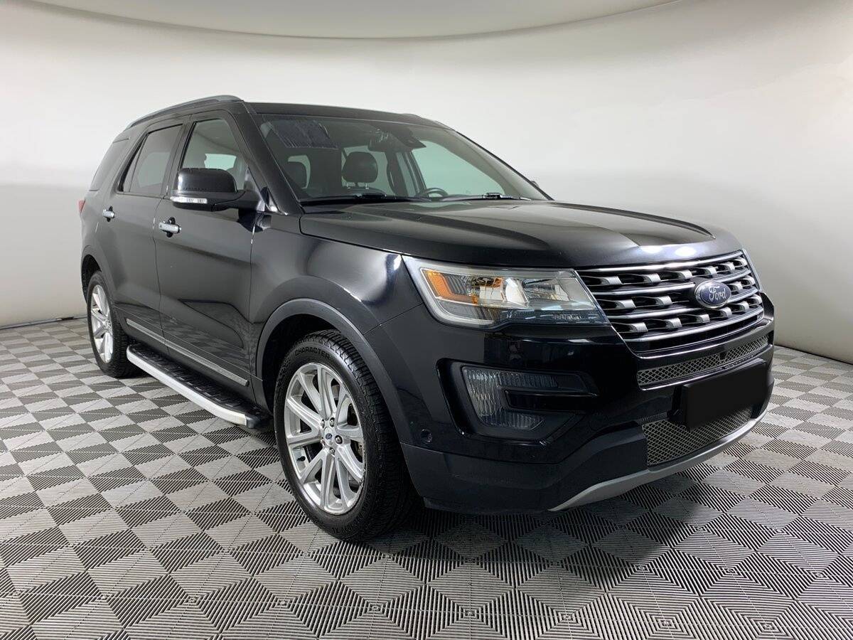 Купить Ford Explorer с пробегом. Фото: #2