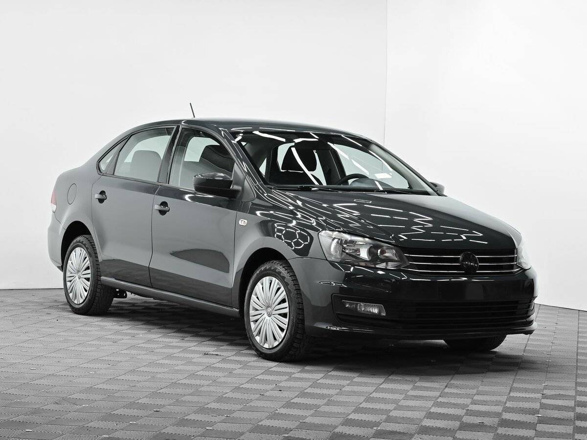 Купить Volkswagen Polo с пробегом. Фото: #1