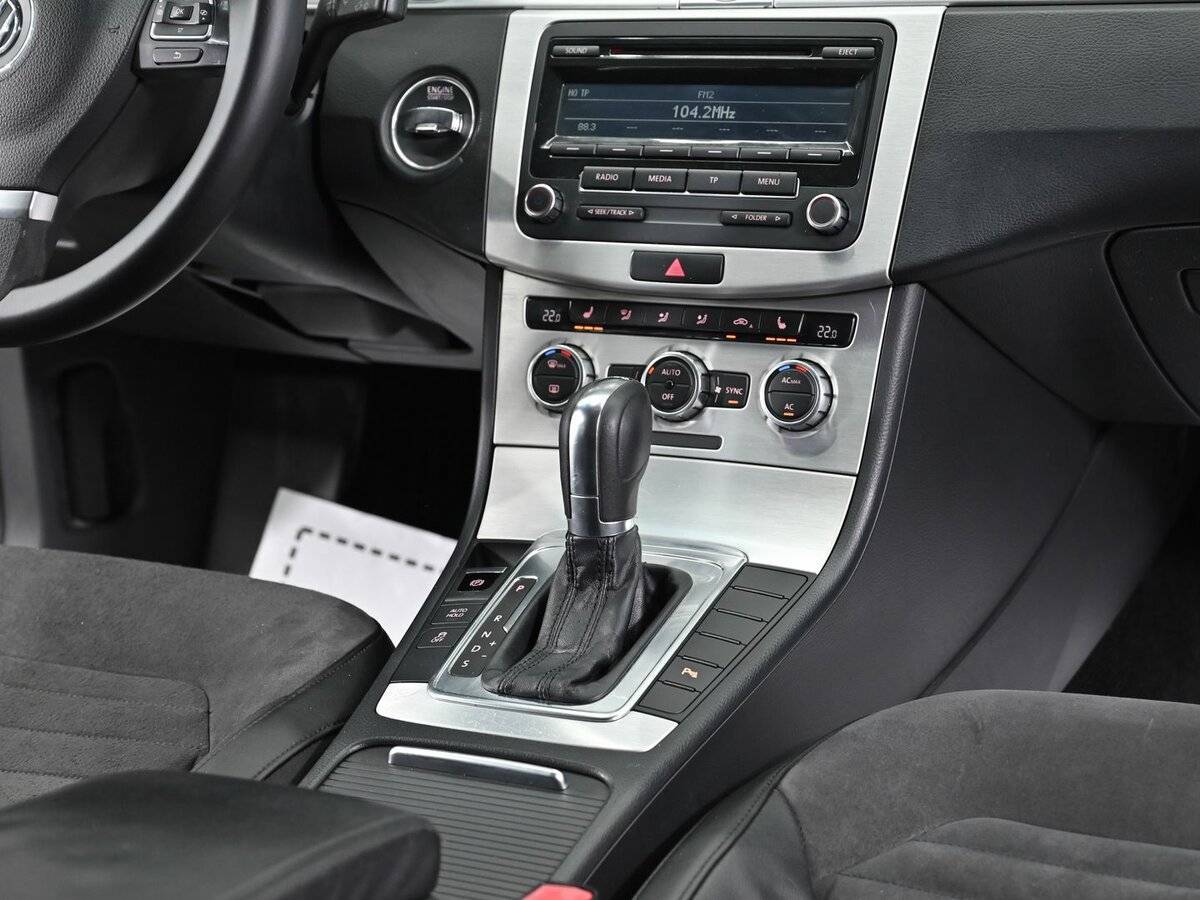 Купить Volkswagen Passat с пробегом. Фото: #10