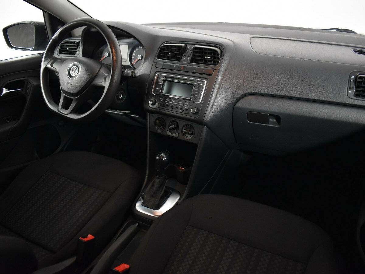 Купить Volkswagen Polo с пробегом. Фото: #8