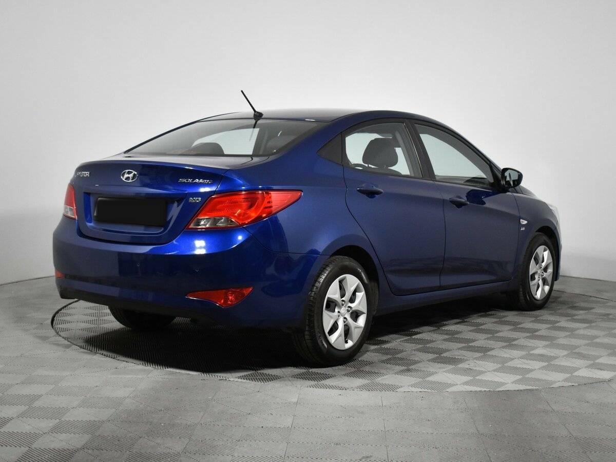 Купить Hyundai Solaris с пробегом. Фото: #4