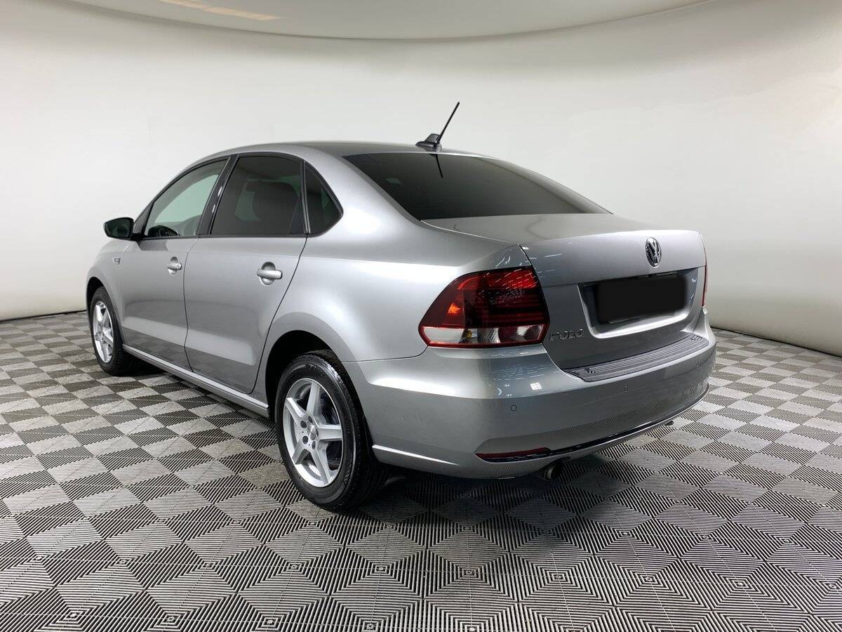 Купить Volkswagen Polo с пробегом. Фото: #6