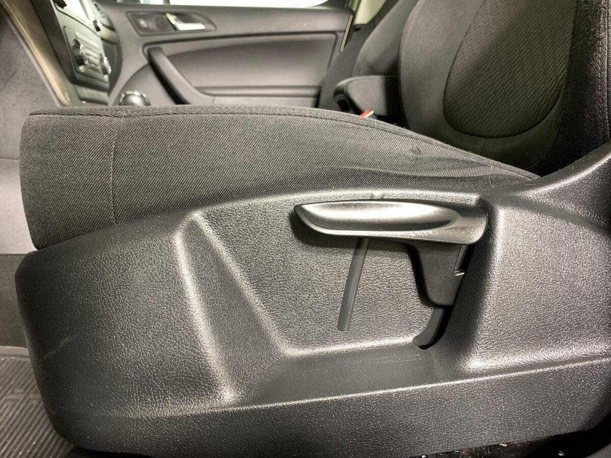 Купить Skoda Yeti с пробегом. Фото: #15