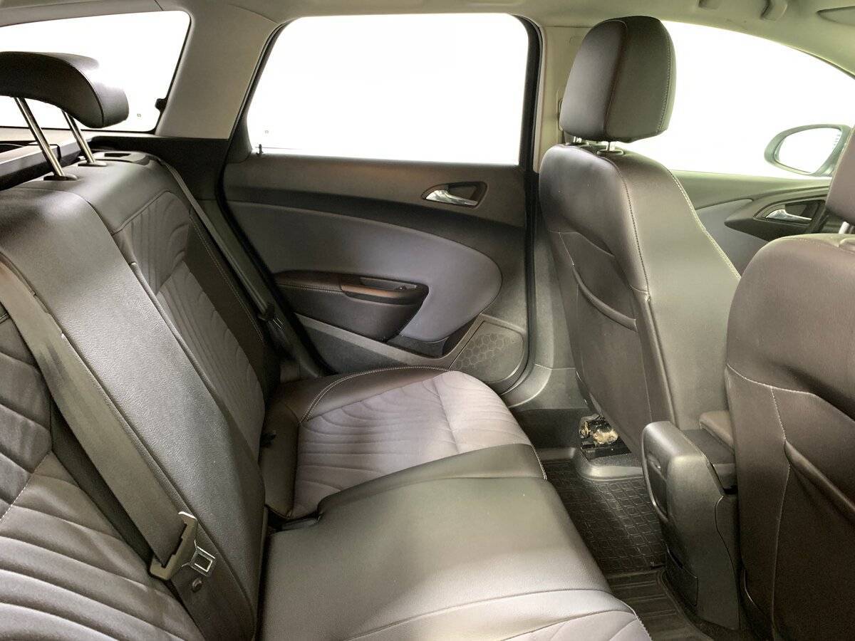 Купить Opel Astra с пробегом. Фото: #16