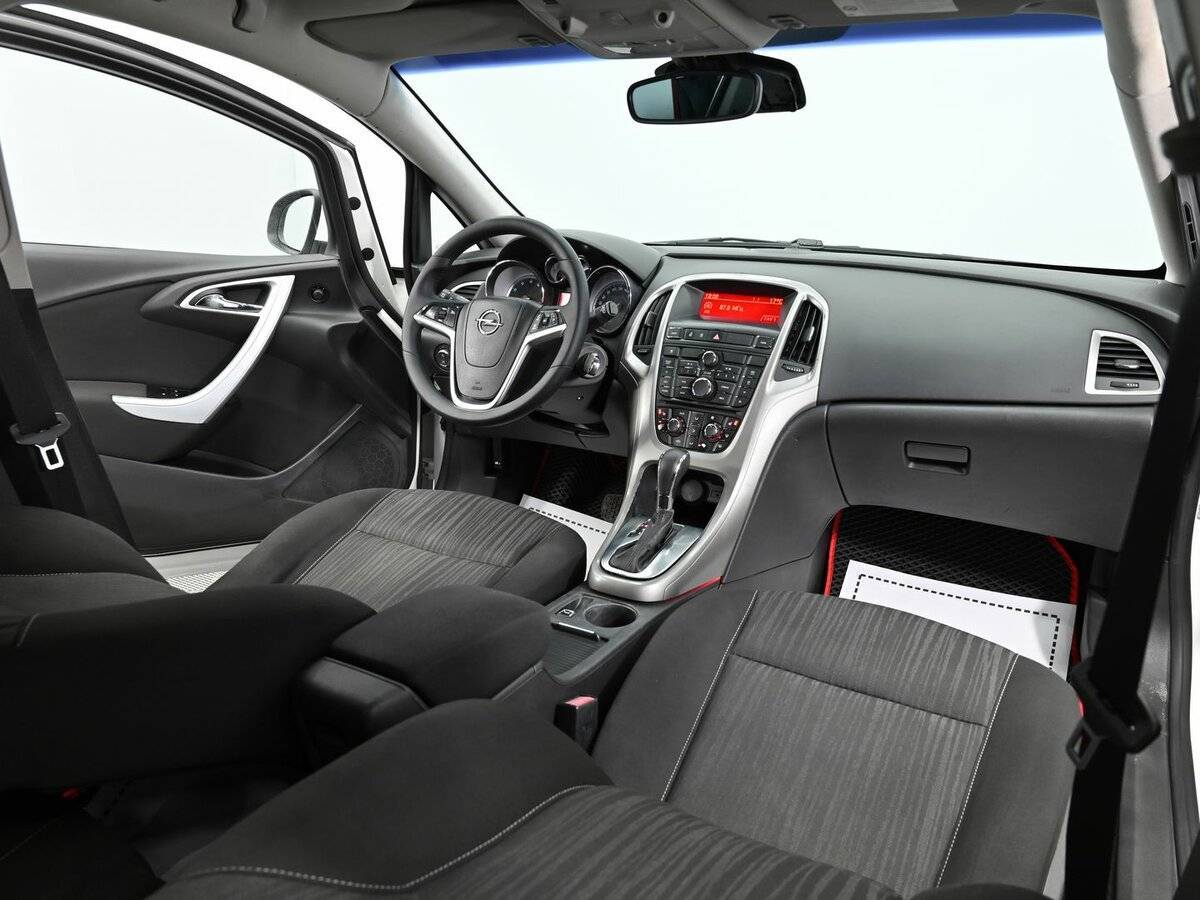 Купить Opel Astra с пробегом. Фото: #11
