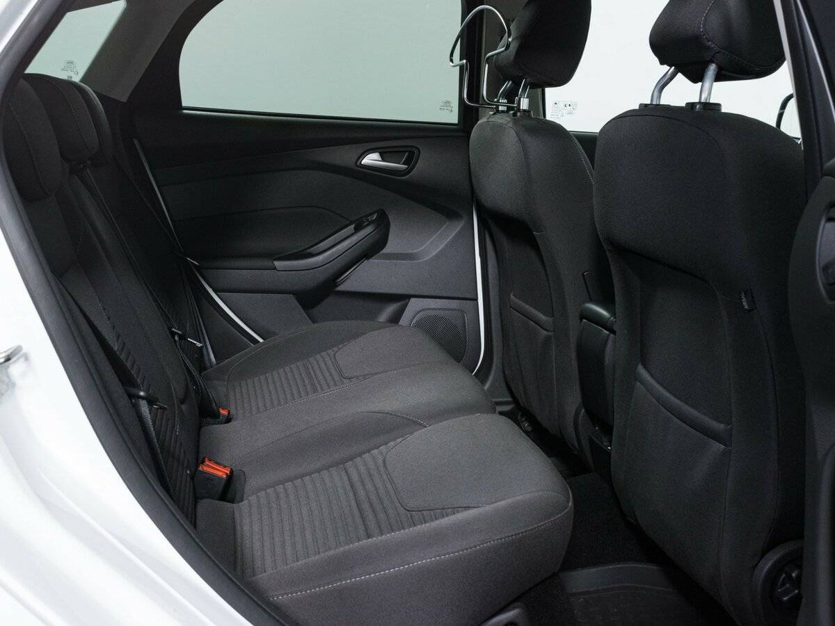 Купить Ford Focus с пробегом. Фото: #11