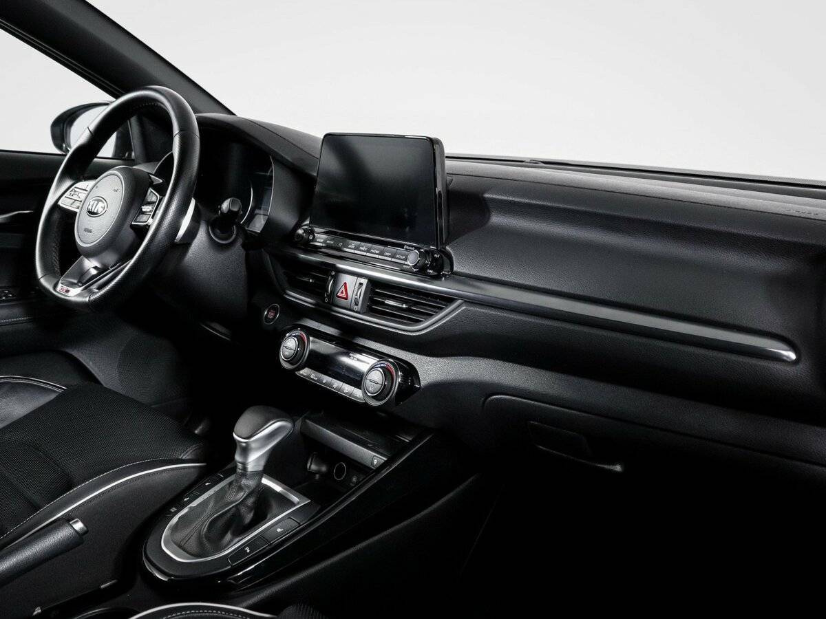 Купить Kia Cerato с пробегом. Фото: #8