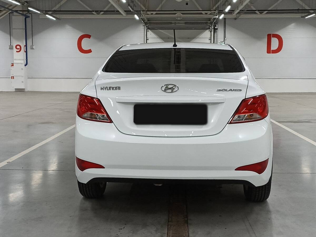 Купить Hyundai Solaris с пробегом. Фото: #5