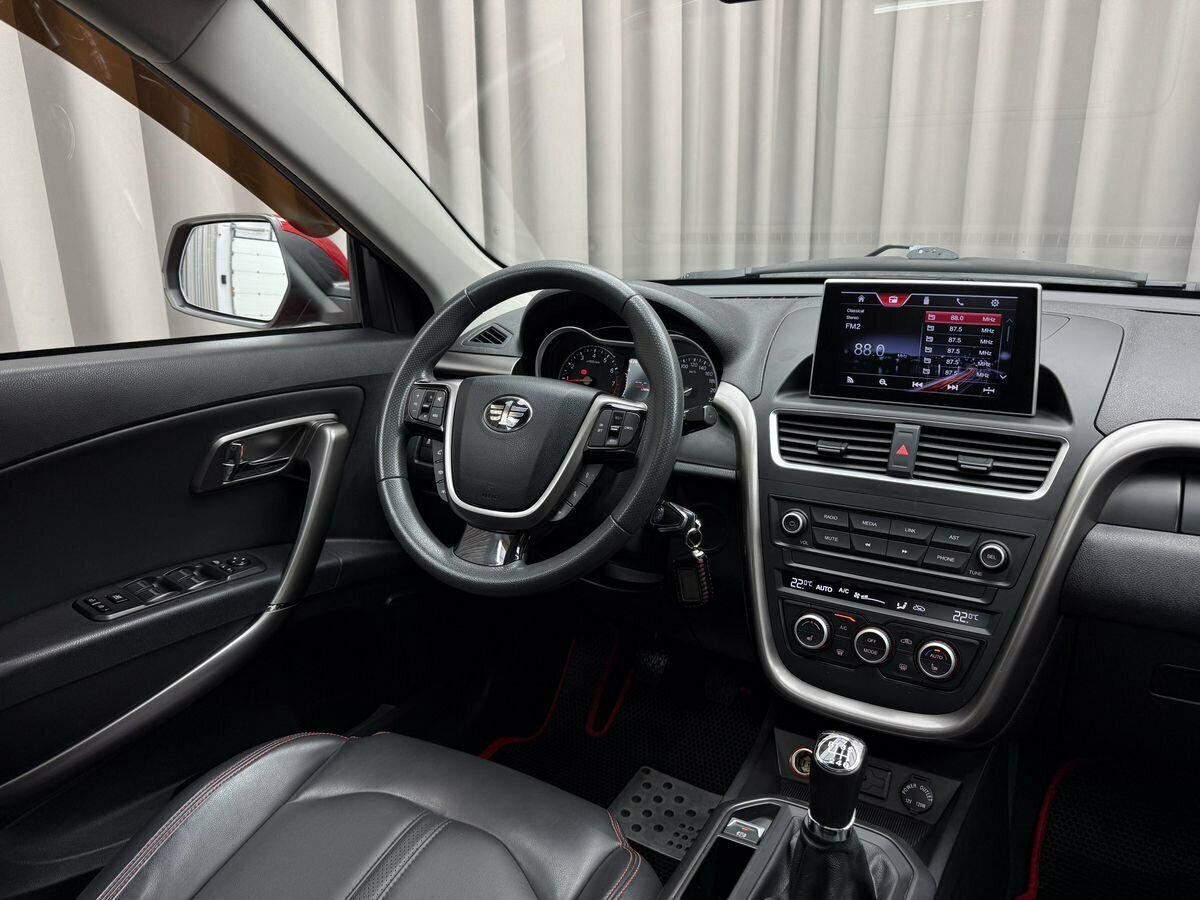 Купить FAW Besturn X80 с пробегом. Фото: #6