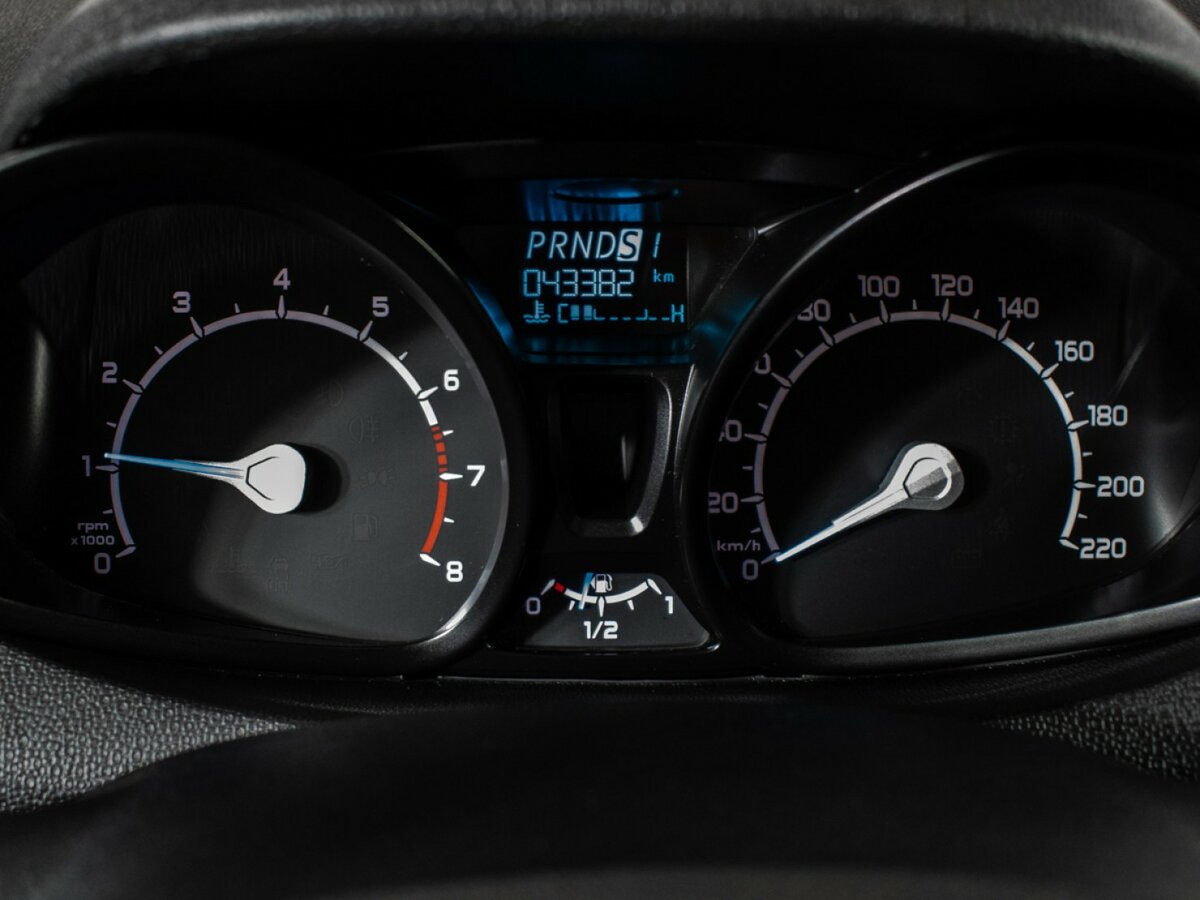 Купить Ford EcoSport с пробегом. Фото: #11