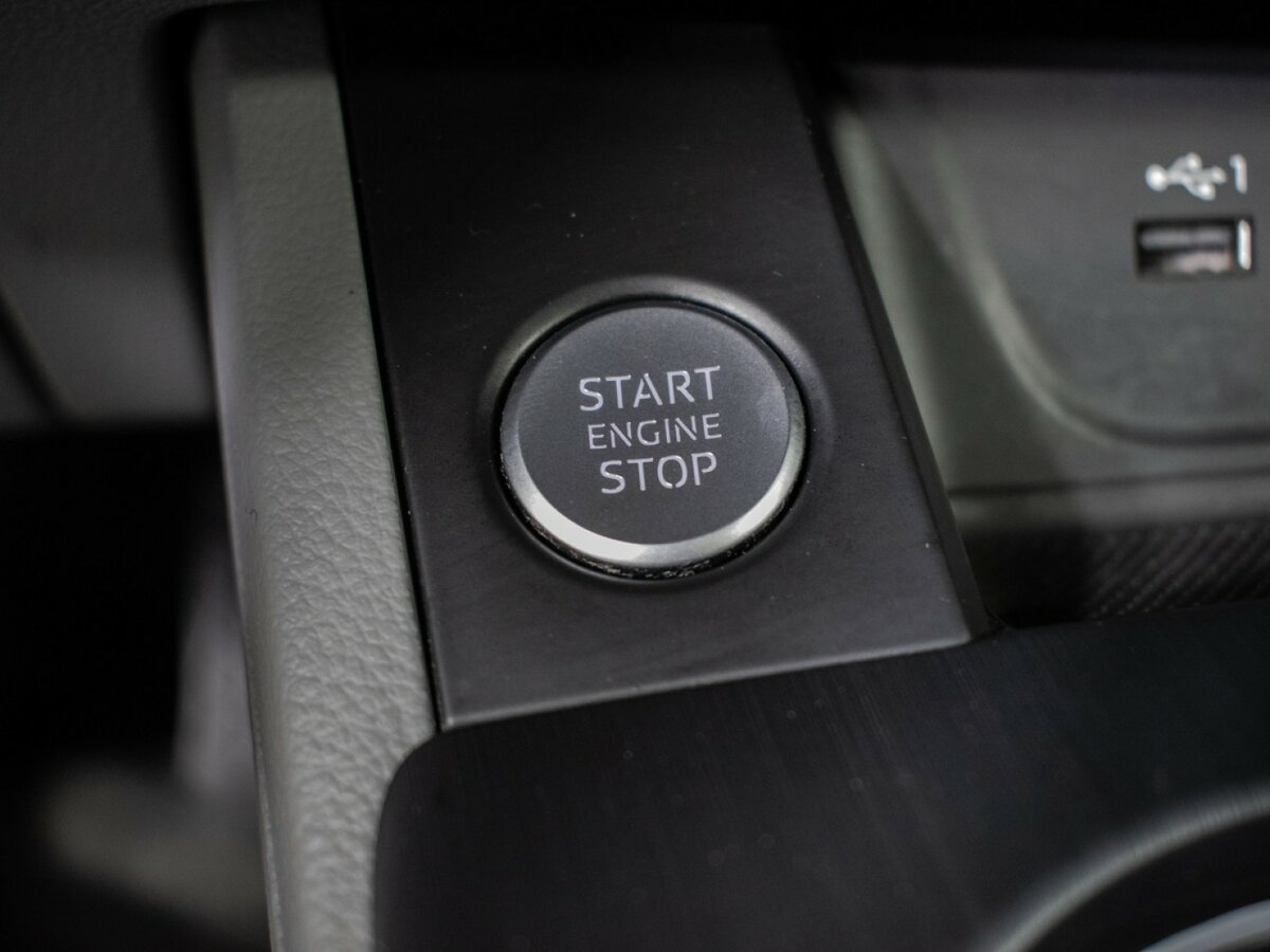 Купить Audi A4 с пробегом. Фото: #14