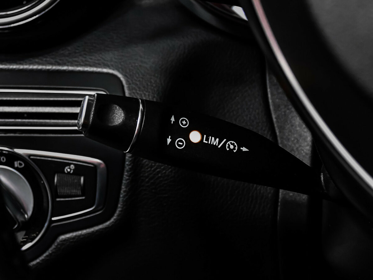 Купить Mercedes-Benz C-Класс с пробегом. Фото: #17