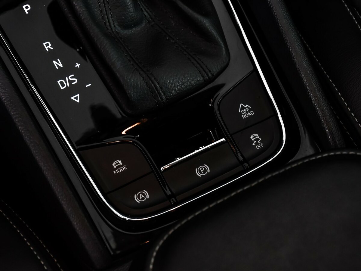 Купить Skoda Karoq с пробегом. Фото: #13