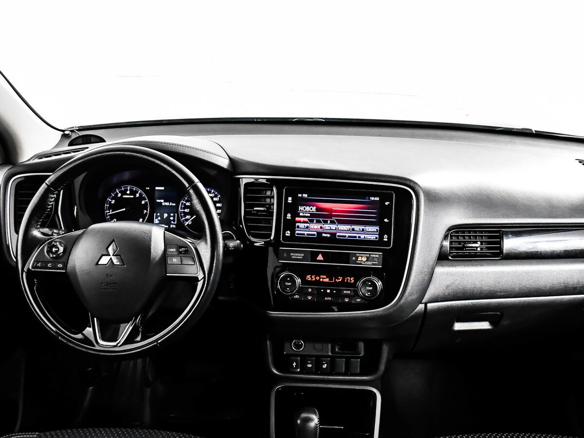 Купить Mitsubishi Outlander с пробегом. Фото: #8