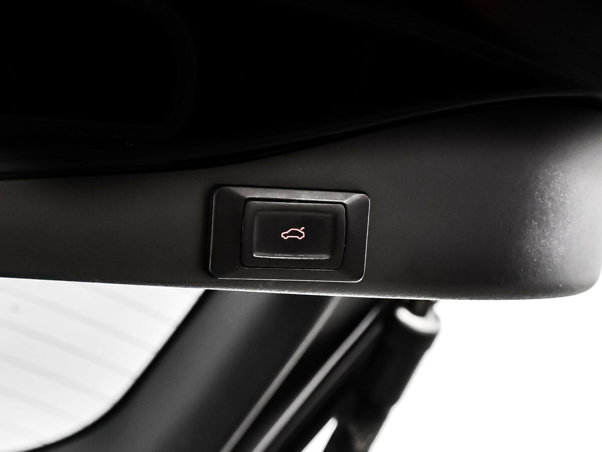 Купить Mitsubishi Outlander с пробегом. Фото: #11