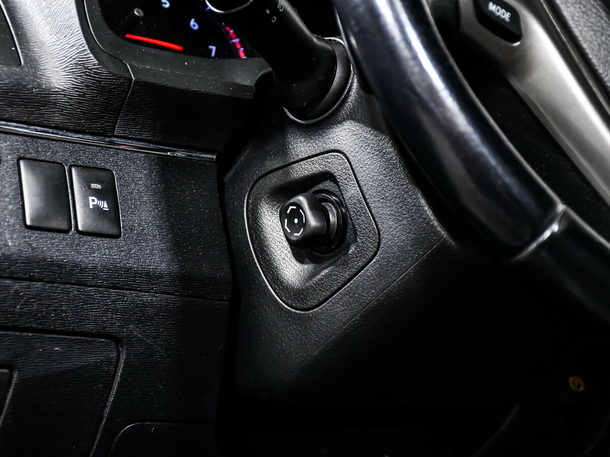 Купить Toyota Avensis с пробегом. Фото: #13