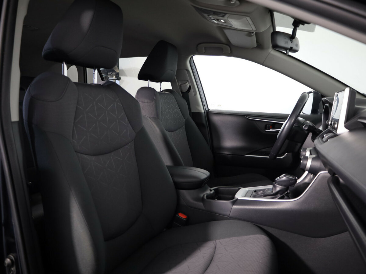 Купить Toyota RAV4 с пробегом. Фото: #11