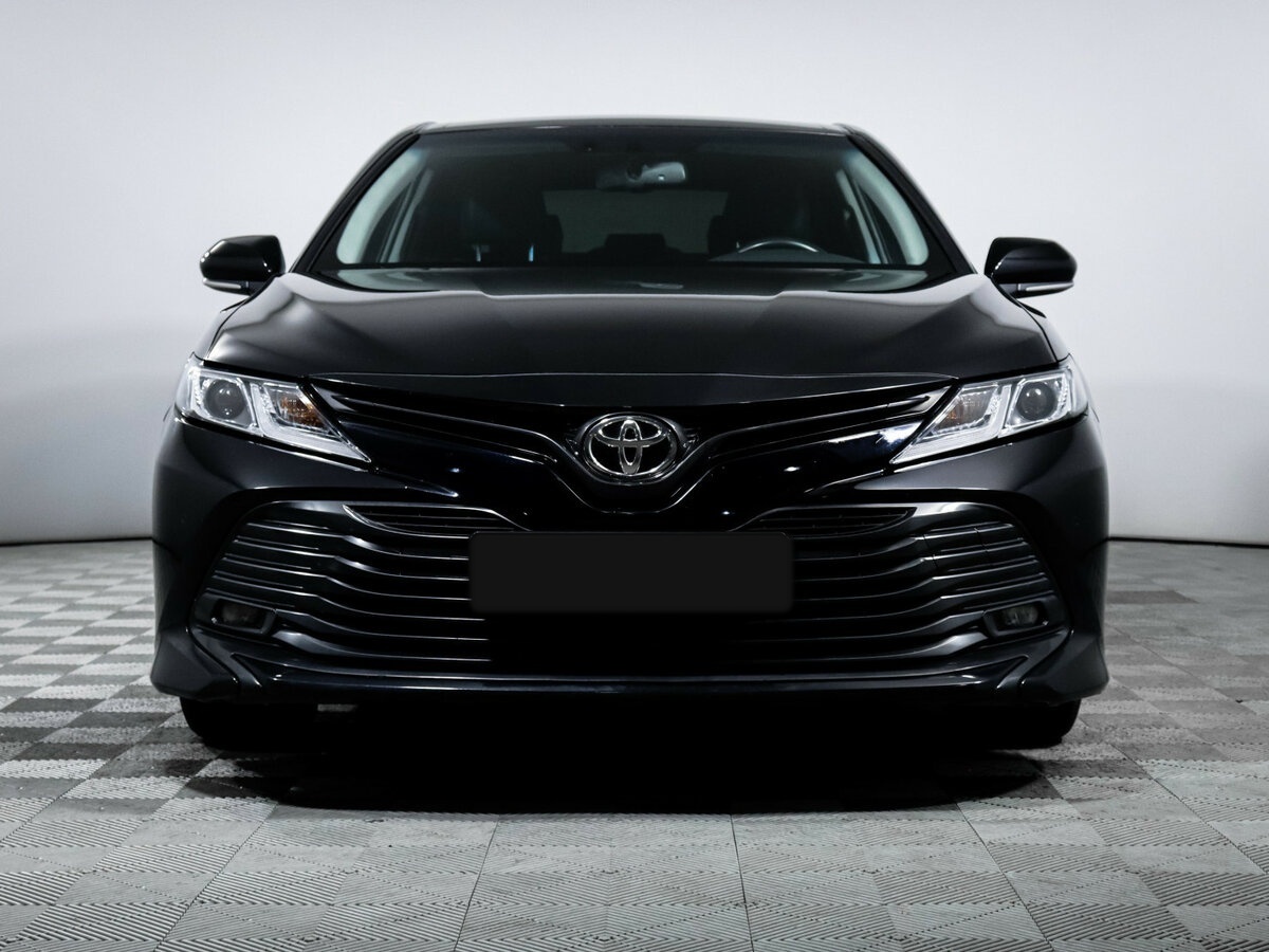 Купить Toyota Camry с пробегом. Фото: #1