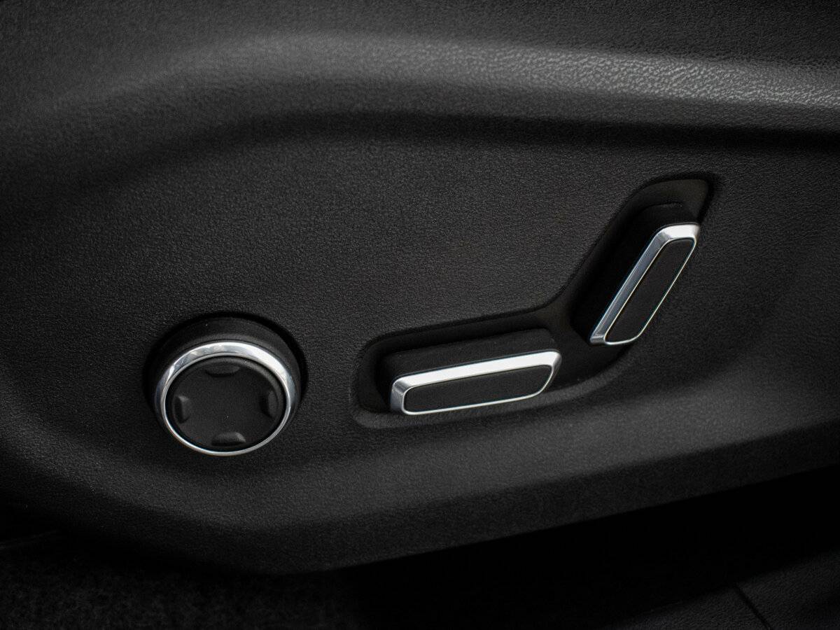 Купить Geely Monjaro с пробегом. Фото: #21