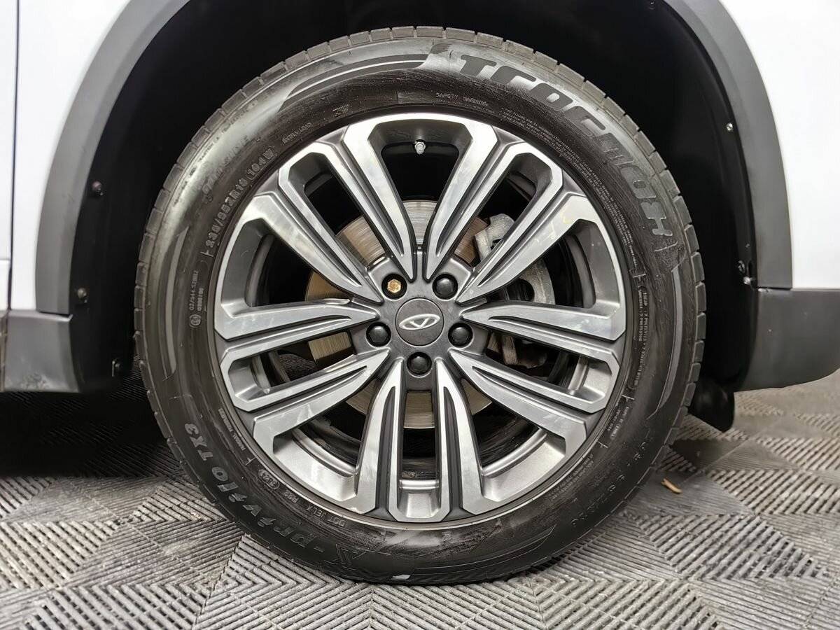 Купить Chery Tiggo 8 с пробегом. Фото: #14