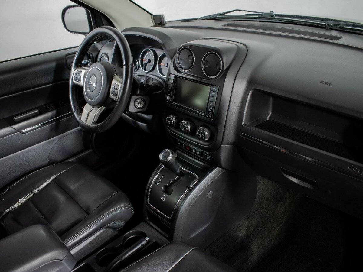 Купить Jeep Compass с пробегом. Фото: #8