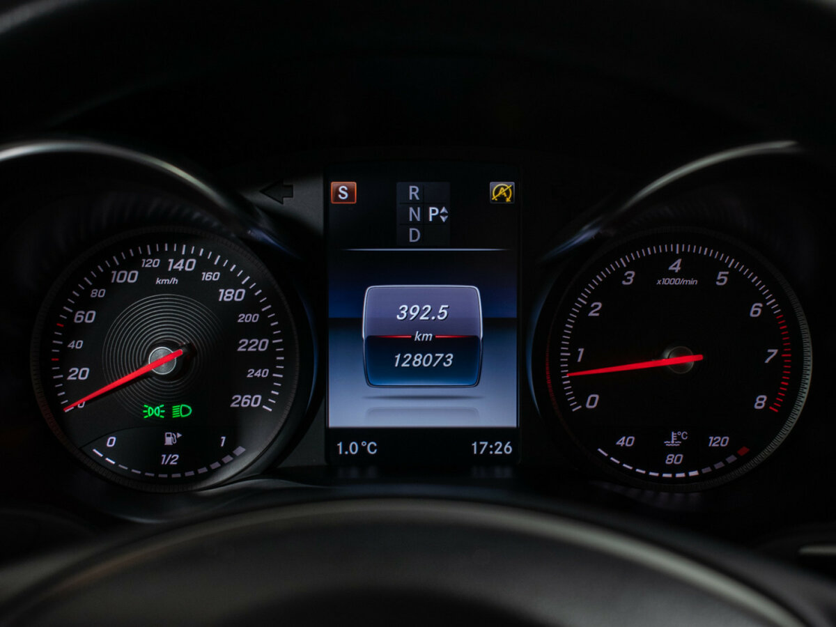 Купить Mercedes-Benz C-Класс с пробегом. Фото: #11