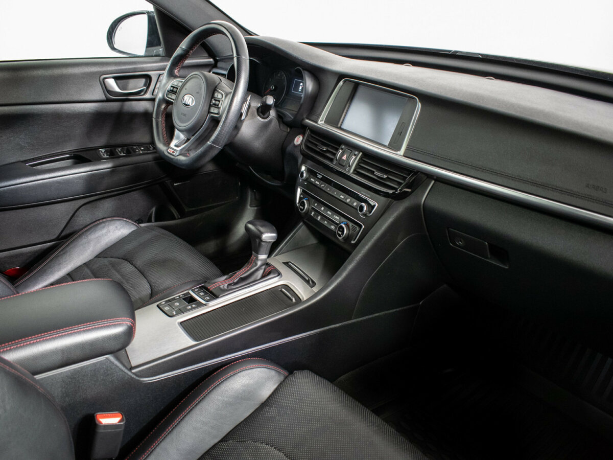 Купить Kia Optima с пробегом. Фото: #8