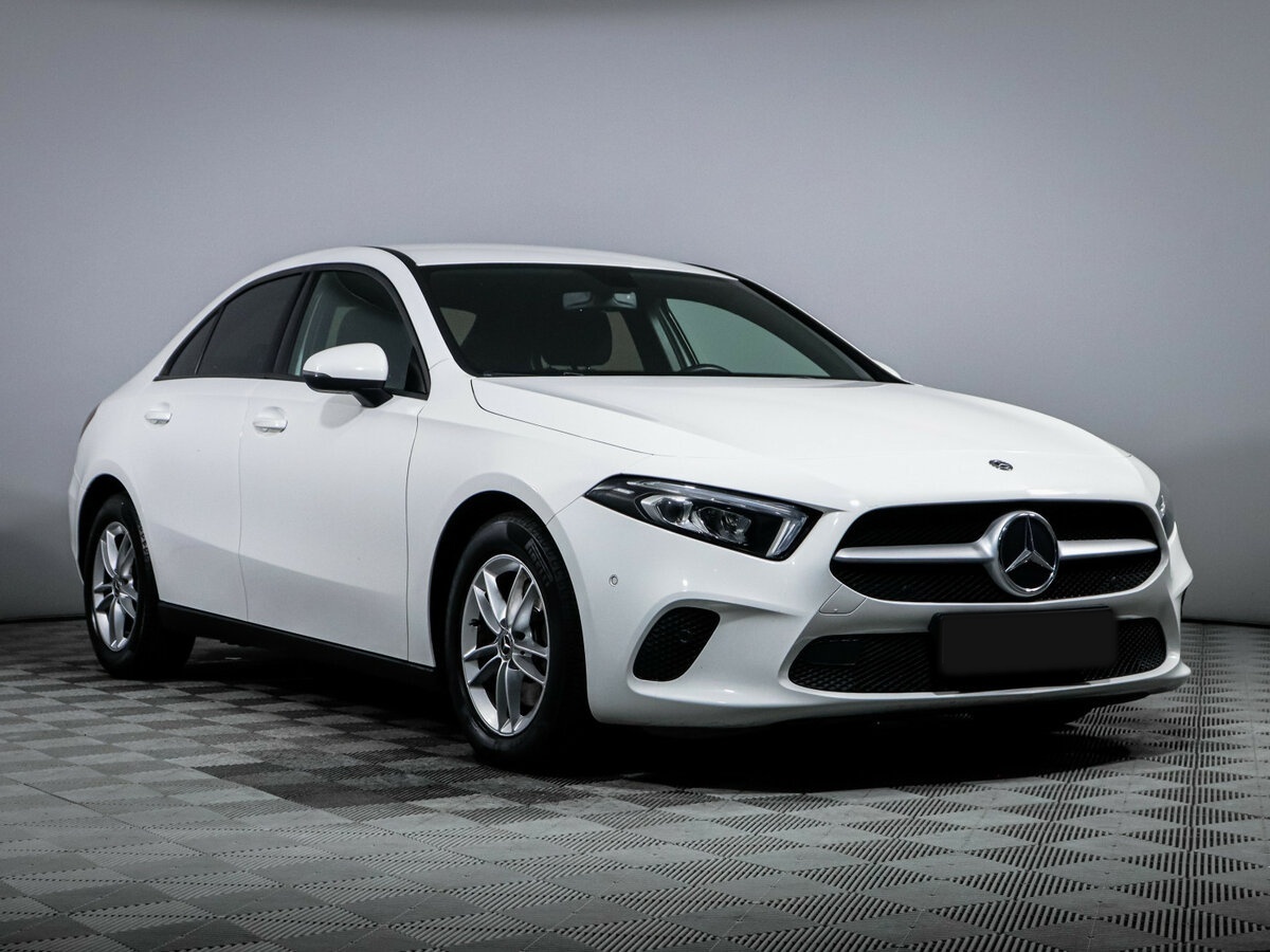 Купить Mercedes-Benz A-Класс с пробегом. Фото: #2