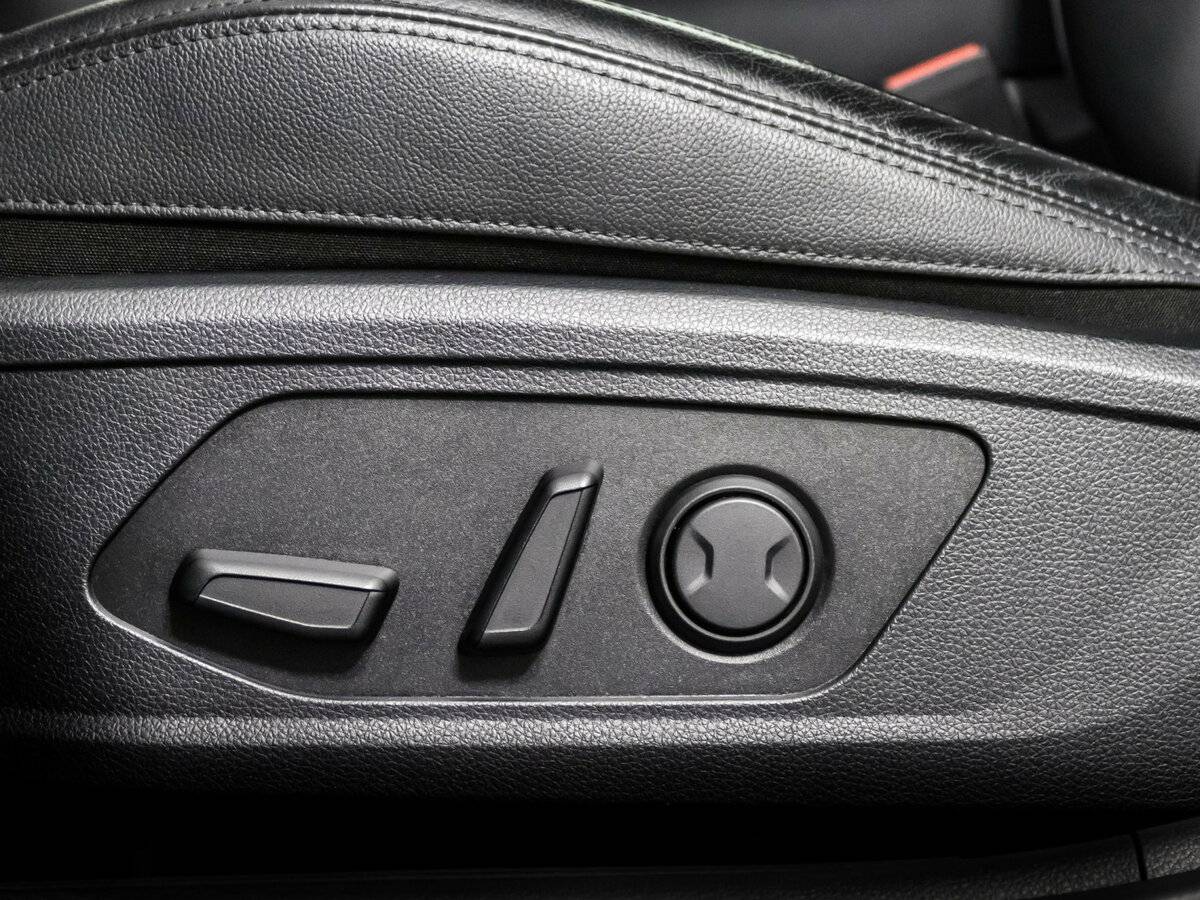 Купить Kia K5 с пробегом. Фото: #15